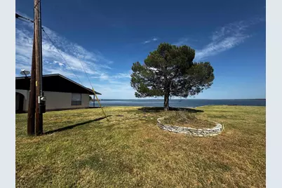126 Lake Breeze Drive, Buchanan Dam, TX 78609 - Photo 2