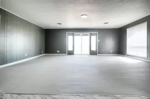 126 Lake Breeze Dr, Buchanan Dam, TX 78609 - Photo 8