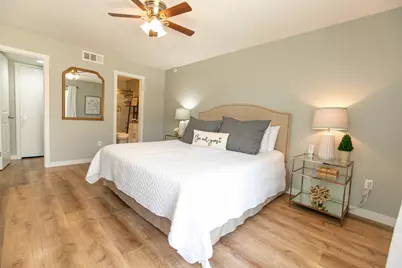 104 Cove E Unit 103, Horseshoe Bay, TX 78657 - Photo 18