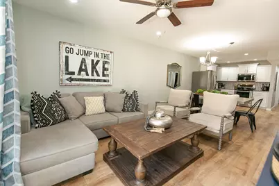 104 Cove E Unit 103, Horseshoe Bay, TX 78657 - Photo 14