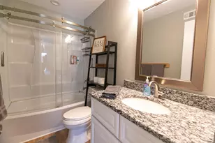 104 Cove E, Horseshoe Bay, TX 78657 - Photo 20
