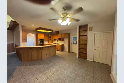 690 Ancient Oaks Drive, Marble Falls, TX 78654 - Photo 12