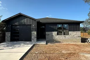 126 W Maple Dr, Granite Shoals, TX 78654 - Photo 1