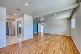 1207 W Haynie St, Llano, TX 78643 - Photo 10