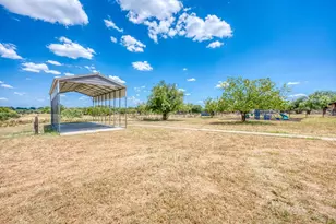 1207 W Haynie St, Llano, TX 78643 - Photo 28