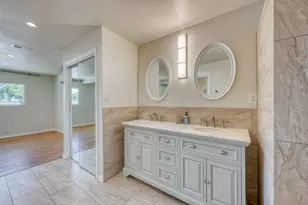 1207 W Haynie St, Llano, TX 78643 - Photo 12