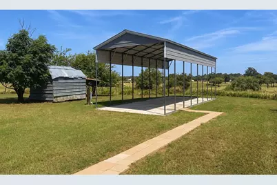 1207 W Haynie Street, Llano, TX 78643 - Photo 20