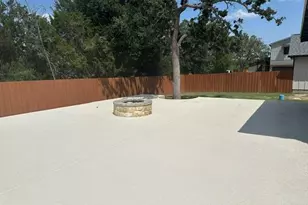 207 Buckingham, Marble Falls, TX 78654 - Photo 4