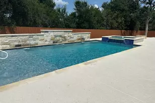 207 Buckingham, Marble Falls, TX 78654 - Photo 2