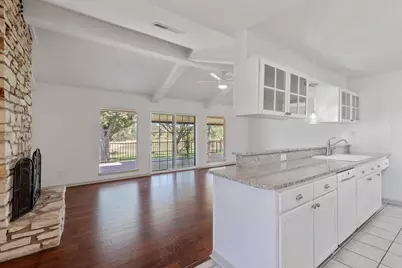 142 Lakeshore Dr, Horseshoe Bay, TX 78657 - Photo 12