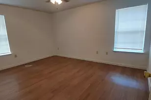 404 B Ave S, Marble Falls, TX 78654 - Photo 6