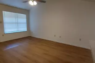 404 B Ave S, Marble Falls, TX 78654 - Photo 2
