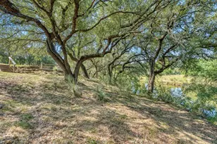 873 Sandy Mountain Dr, Sunrise Beach, TX 78643 - Photo 44