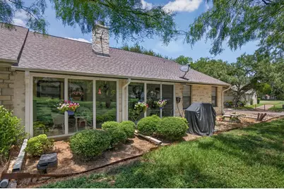 27 Fairway Lane, Meadowlakes, TX 78654 - Photo 20