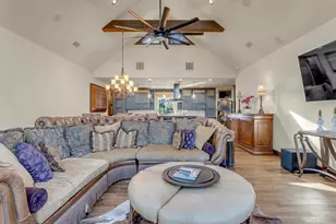 602 Thurman Cir, Kingsland, TX 78639 - Photo 6