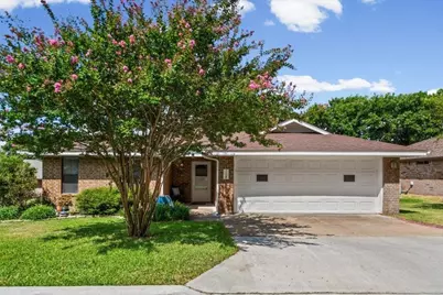 708 Cottonwood Drive, Burnet, TX 78611 - Photo 2