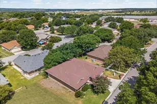 708 Cottonwood Dr, Burnet, TX 78611 - Photo 30