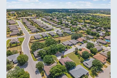 708 Cottonwood Drive, Burnet, TX 78611 - Photo 32