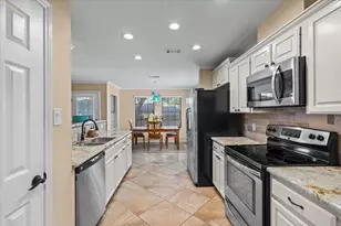 708 Cottonwood Dr, Burnet, TX 78611 - Photo 14