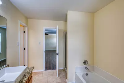 94 E Wildflower, Marble Falls, TX 78654 - Photo 28