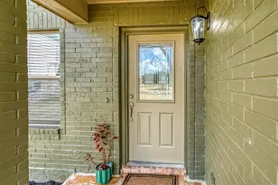 94 E Wildflower, Marble Falls, TX 78654 - Photo 2