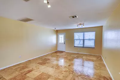 94 E Wildflower, Marble Falls, TX 78654 - Photo 18