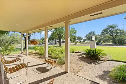 506 Big Spur, Horseshoe Bay, TX 78657 - Photo 4