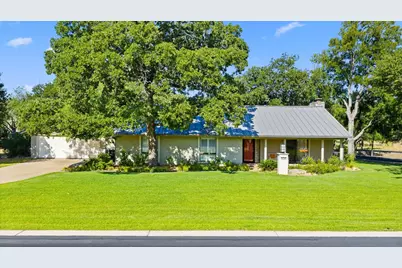 506 Big Spur, Horseshoe Bay, TX 78657 - Photo 2