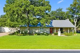 506 Big Spur, Horseshoe Bay, TX 78657 - Photo 2
