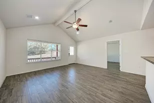 117 N Pass, Kingsland, TX 78639 - Photo 10