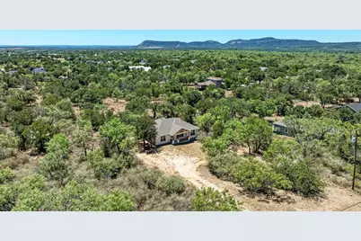117 North Pass, Kingsland, TX 78639 - Photo 4