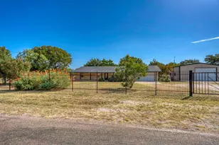 212 Deer Dr, Sunrise Beach, TX 78643 - Photo 4