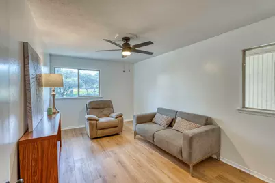 300 Out Yonder, Horseshoe Bay, TX 78657 - Photo 16