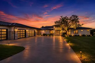 172 Westgate Loop, Horseshoe Bay, TX 78657 - Photo 2