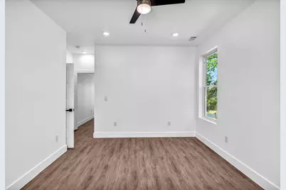 1006 E Marble Street, Burnet, TX 78611 - Photo 8