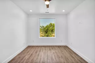 1006 E Marble St, Burnet, TX 78611 - Photo 14