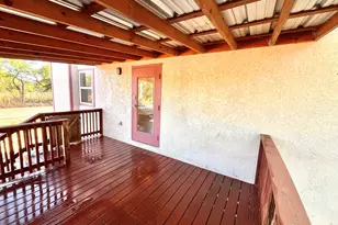 711 Dallas St, Kingsland, TX 78639 - Photo 6