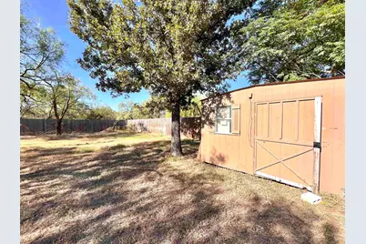711 Dallas Street, Kingsland, TX 78639 - Photo 24
