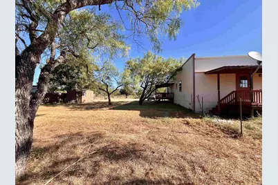 711 Dallas Street, Kingsland, TX 78639 - Photo 4
