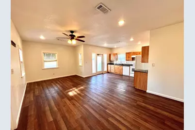711 Dallas Street, Kingsland, TX 78639 - Photo 10
