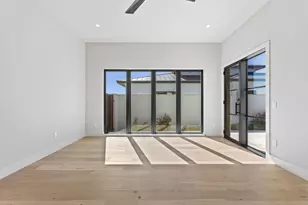 105 Island Ct, Horseshoe Bay, TX 78657 - Photo 12
