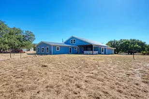 2812 Co Rd 205, Lampasas, TX 76550 - Photo 34