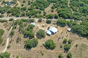 2812 Co Rd 205, Lampasas, TX 76550 - Photo 40