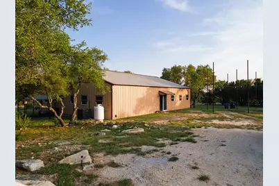 1261 Park Road, Lampasas, TX 76550 - Photo 2