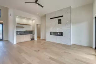 126 Via Roma Ct, Horseshoe Bay, TX 78657 - Photo 12