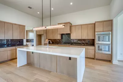 126 Via Roma Ct, Horseshoe Bay, TX 78657 - Photo 8