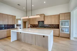 126 Via Roma Ct, Horseshoe Bay, TX 78657 - Photo 8