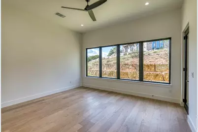 119 Via Roma Ct, Horseshoe Bay, TX 78657 - Photo 20