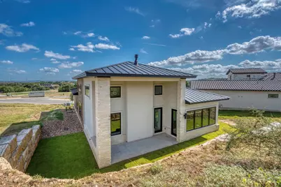 119 Via Roma Ct, Horseshoe Bay, TX 78657 - Photo 4