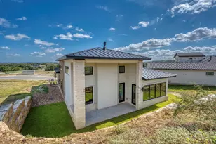 119 Via Roma Ct, Horseshoe Bay, TX 78657 - Photo 4